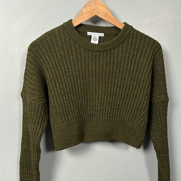 URBAN OUTFITTERS Green Cribbed Cropped Sweater Sz XP TP - Picture 6 of 15